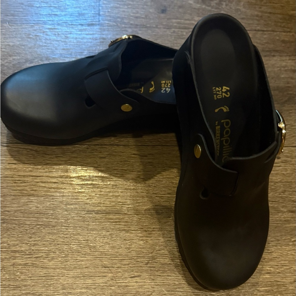 SOLD 
Birkenstock Papillio Women's Black Clogs - Picture 7 of 9